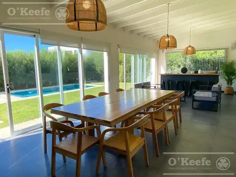 Casa 7 ambientes con 4 baños