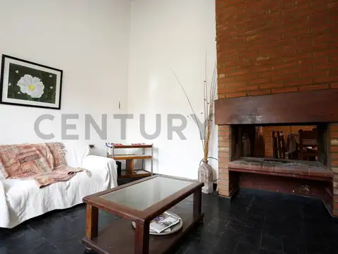 Casa en Venta en Manuel B Gonnet, USD 260.000