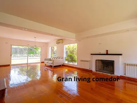 Casa en Alquiler en La Deseada, USD 2.800
