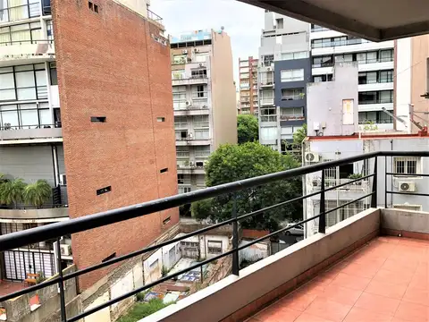 Departamento 2 ambientes amoblado y equipado en alquiler temporario, con balcón de 7 m².