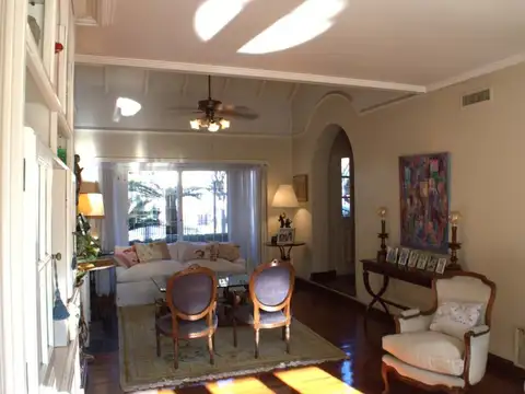 Casa en Venta en Quilmes, USD 430.000