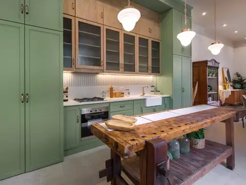 Casa 4 ambientes con 2 baños