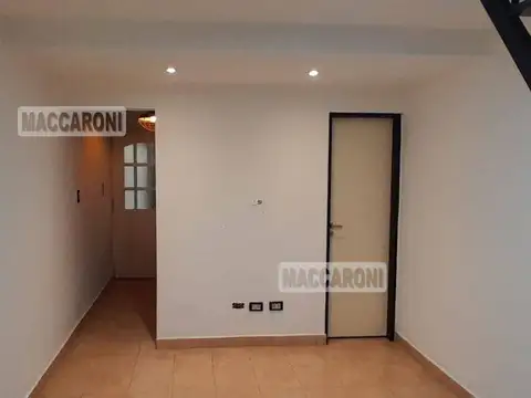 Depto Tipo Casa en Venta 4 años