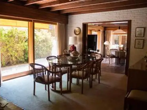 Casa en Venta en Martinez Vias / Libertador, USD 980.000