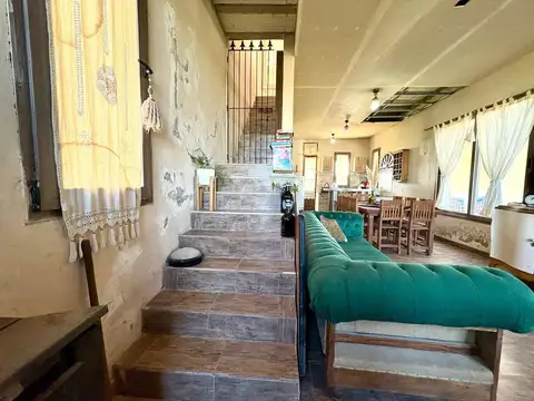 Casa 3 ambientes con 2 baños