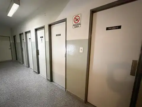 Oficina en Alquiler al Este