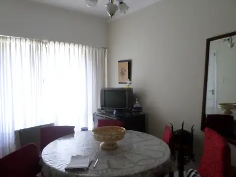 CHALET SOBRE LOTE DE 173 m2