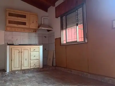 Eva Perón 7600