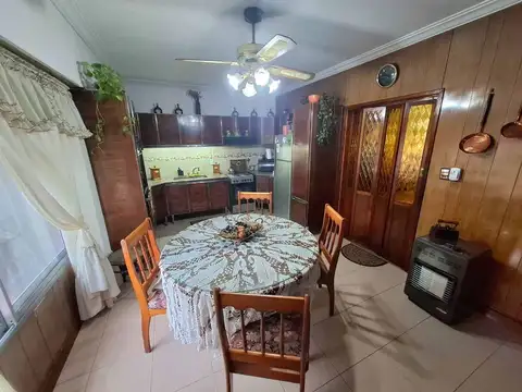 Casa en Venta en Lomas de Zamora, USD 155.000