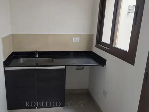 Casa en Alquiler en Zona Sur, $ 2.300.000