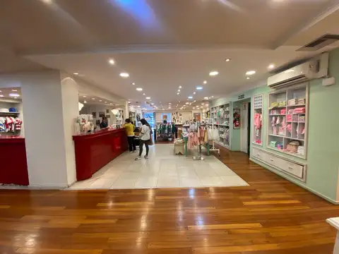 Gral. Alvear  al 200