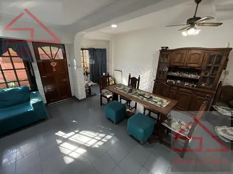 Depto Tipo Casa en Venta en Villa Luzuriaga, USD 170.000