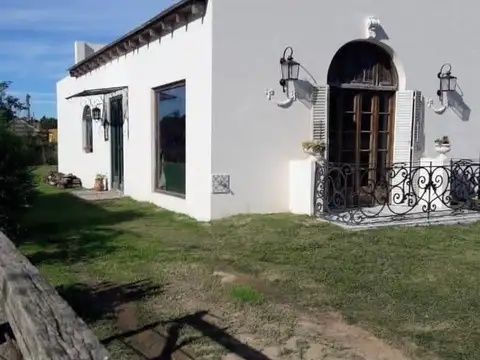 Duggan, casa tipo colonial, 2 dormitorios - parque