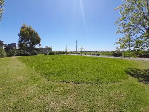 Terreno en Venta en Guernica, USD 25.000