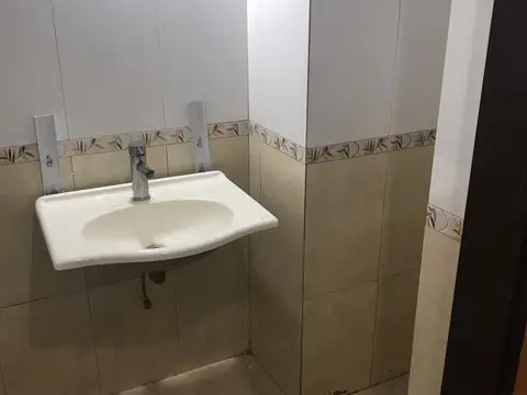 Local en Alquiler en Villa Pueyrredon, $ 800.000