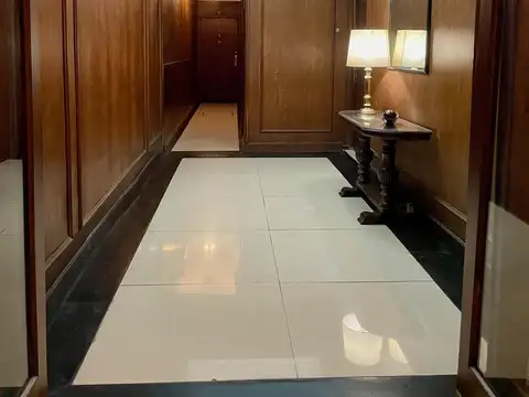 Avenida Coronel Diaz  al 1800