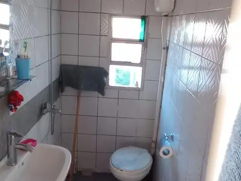 Casa en Venta en Policlinico, USD 130.000