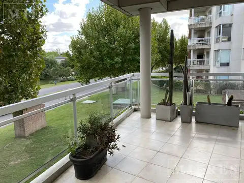 Departamento en venta 3 amb en  Praderas de Santa Bárbara con vista a la laguna