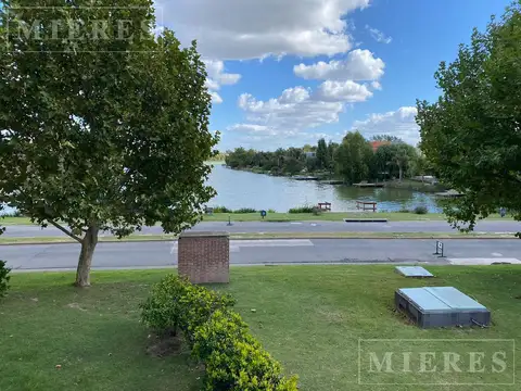 Departamento en venta 3 amb en  Praderas de Santa Bárbara con vista a la laguna
