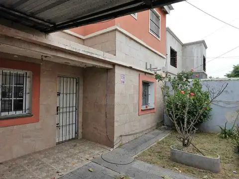 VENTA CASA Y DEPARTAMENTO 4 AMBIENTES JOSE C PAZ