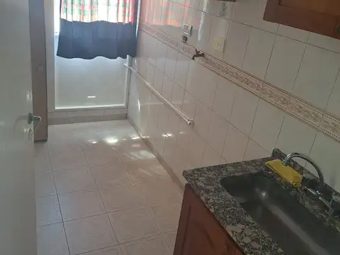 Excelente ambiente con todo: aire acond, estufa, extractor cocina comedor lav Bño compl IMPEC