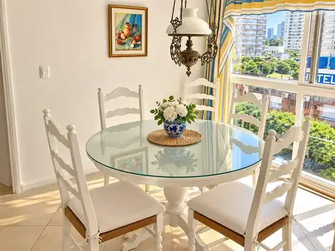 Departamento en Alquiler Temporal en Punta del Este, USD 2.300
