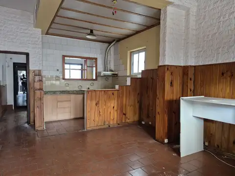 Depto Tipo Casa en Venta en Caseros, USD 81.000