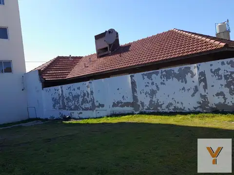 71 e/ 18 y 20