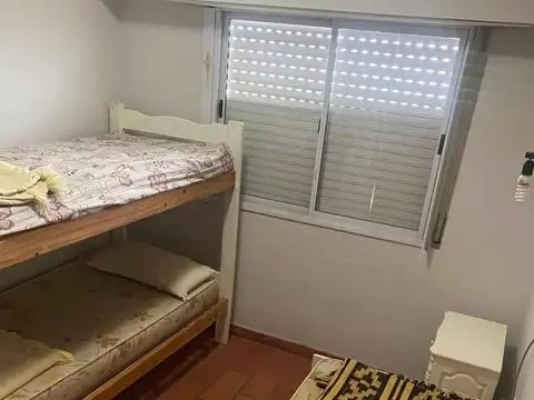 Casa en venta - 2 Dormitorios 1 Baño - 480Mts2 - Claromecó