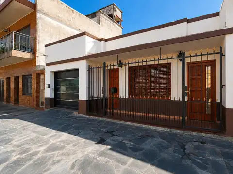 Casa en Venta en Lanus Oeste, USD 99.999
