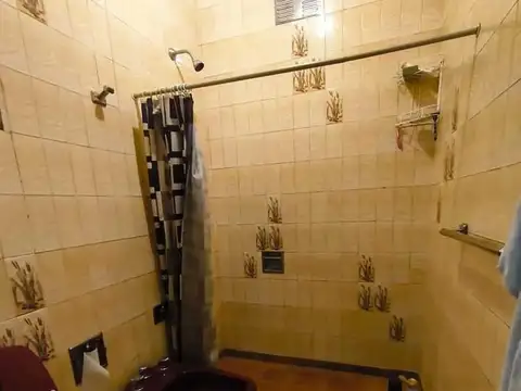 Casa en venta Tolosa 528 e/ 116 y 117 3 DORMITORIOS Y PATIO