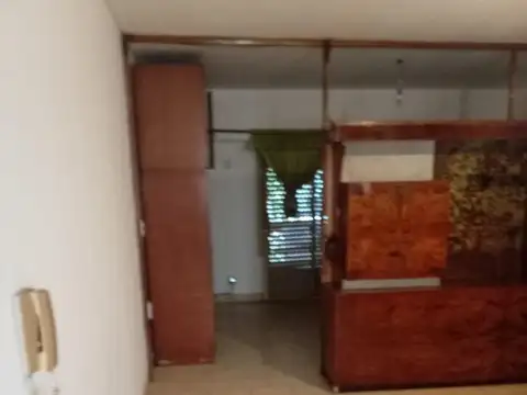 AMPLIO MONOAMBIENTE CON BALCON AL FRENTE