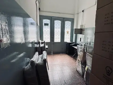 Galpon en Alquiler en Flores, USD 4.400