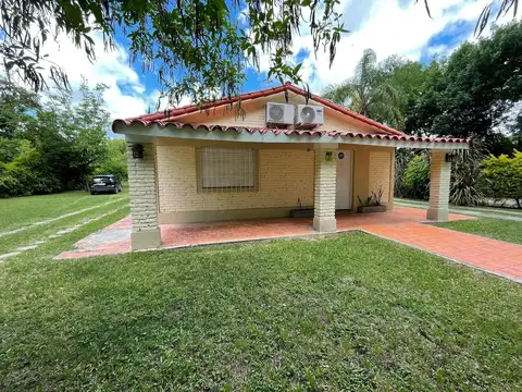 Casa 3 ambientes con 2 baños