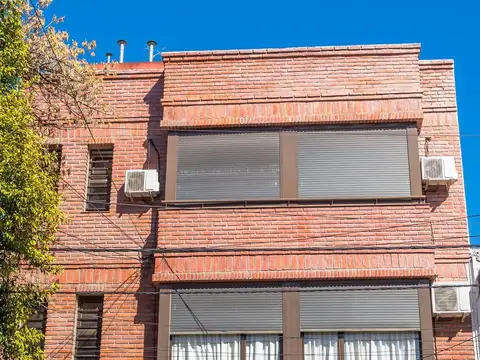 Tres Cerritos. Los Abetos 100