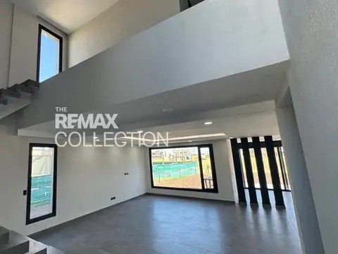 Casa en Venta al Oeste