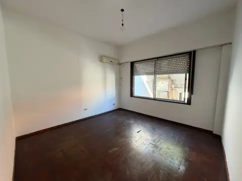 CASA  6 AMBIENTES VENTA LA TABLABA