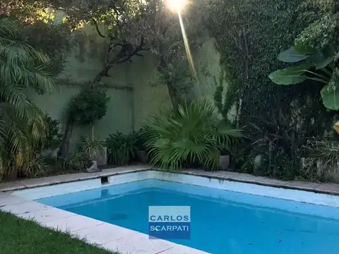 Casa 7 ambientes con 4 baños