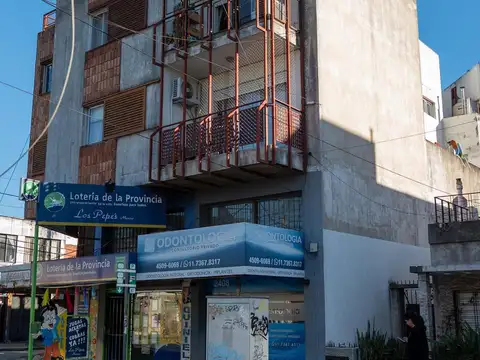 Depto Tipo Casa en Venta 40 años