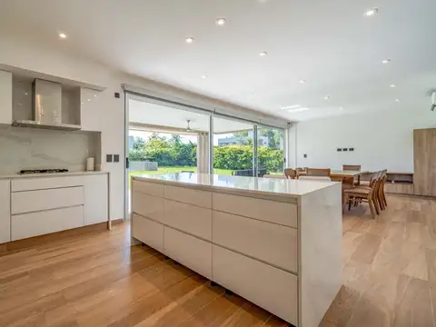 Casa en Venta de 4 dormitorios