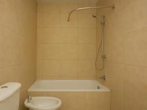 Casa en Alquiler al Este