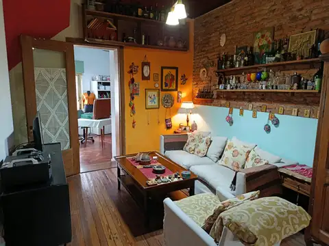 SIN EXPENSAS  Excelente PH de 5 ambientes a metros de Av. Rivadavia
