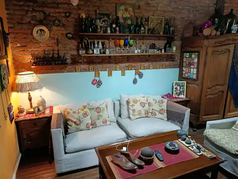Depto Tipo Casa en Venta 70 años