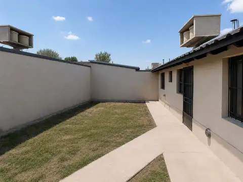 Venta Casa a refaccionar IPPV en una planta 3 dormitorios lote en esquina B° Vuriloche Bariloche