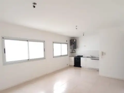 Av. 13 Entre 61 Y 62 , Piso 3