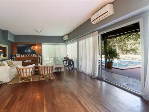 CASA BARRIO PRIVADO 6 AMBIENTES TERRAZA PILETA