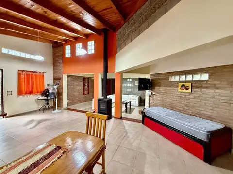 VENTA CASA MAYU SUMAJ ICHO CRUZ 2 DORMITORIOS