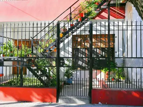 Venta 2 PH 4 ambientes-cochera-patio-parrilla