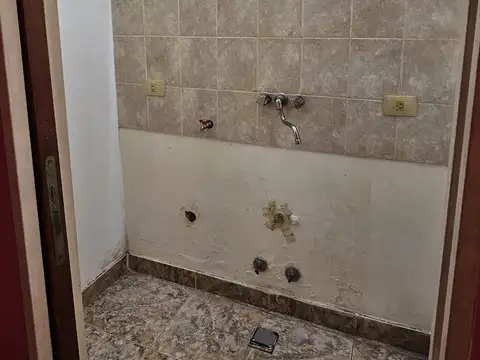 Depto Tipo Casa en Venta en Monte Castro, USD 74.000