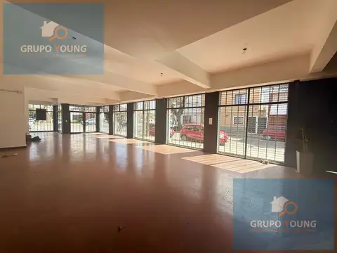 Local Comercial de grandes dimensiones en bernal